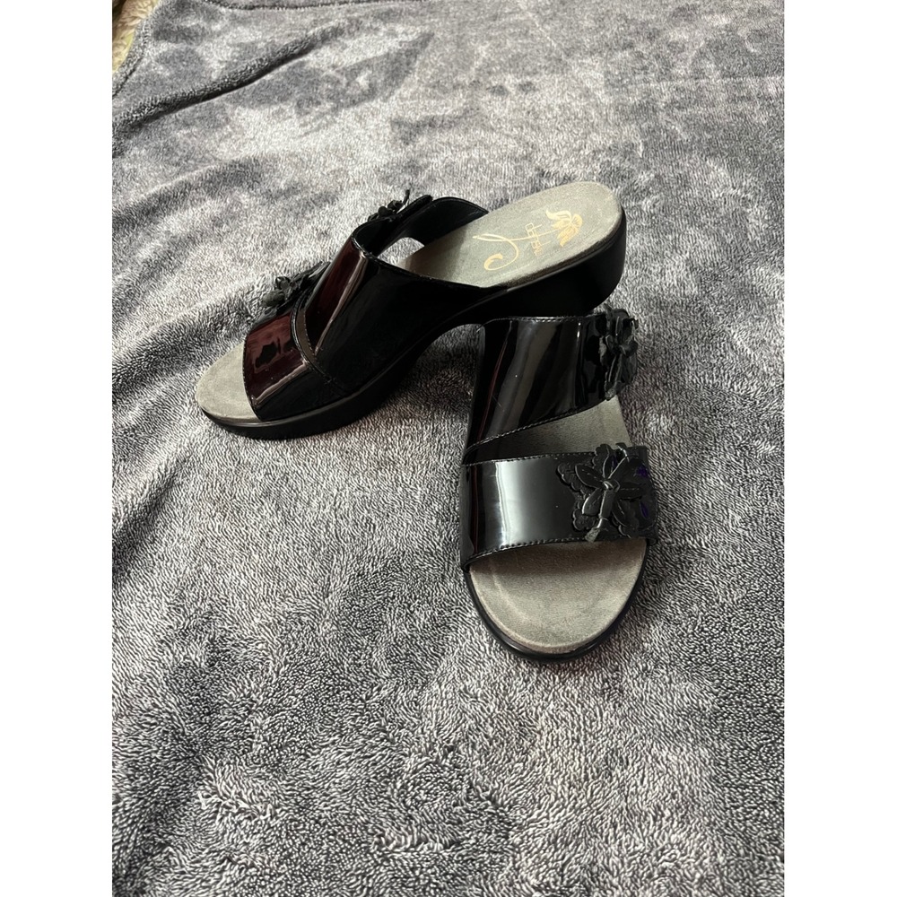 Dansko Black Patent Leather Floral Wedge Double Strap Slip On Sandals 9.5 US